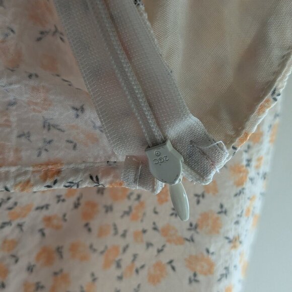 Elodie Ditzy Floral Balloon Sleeve crop top - Picture 7 of 8